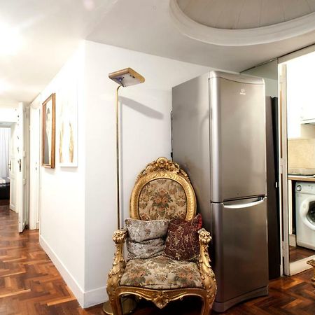Santa Cecilia Apartment In Via Del Corso Róma Kültér fotó