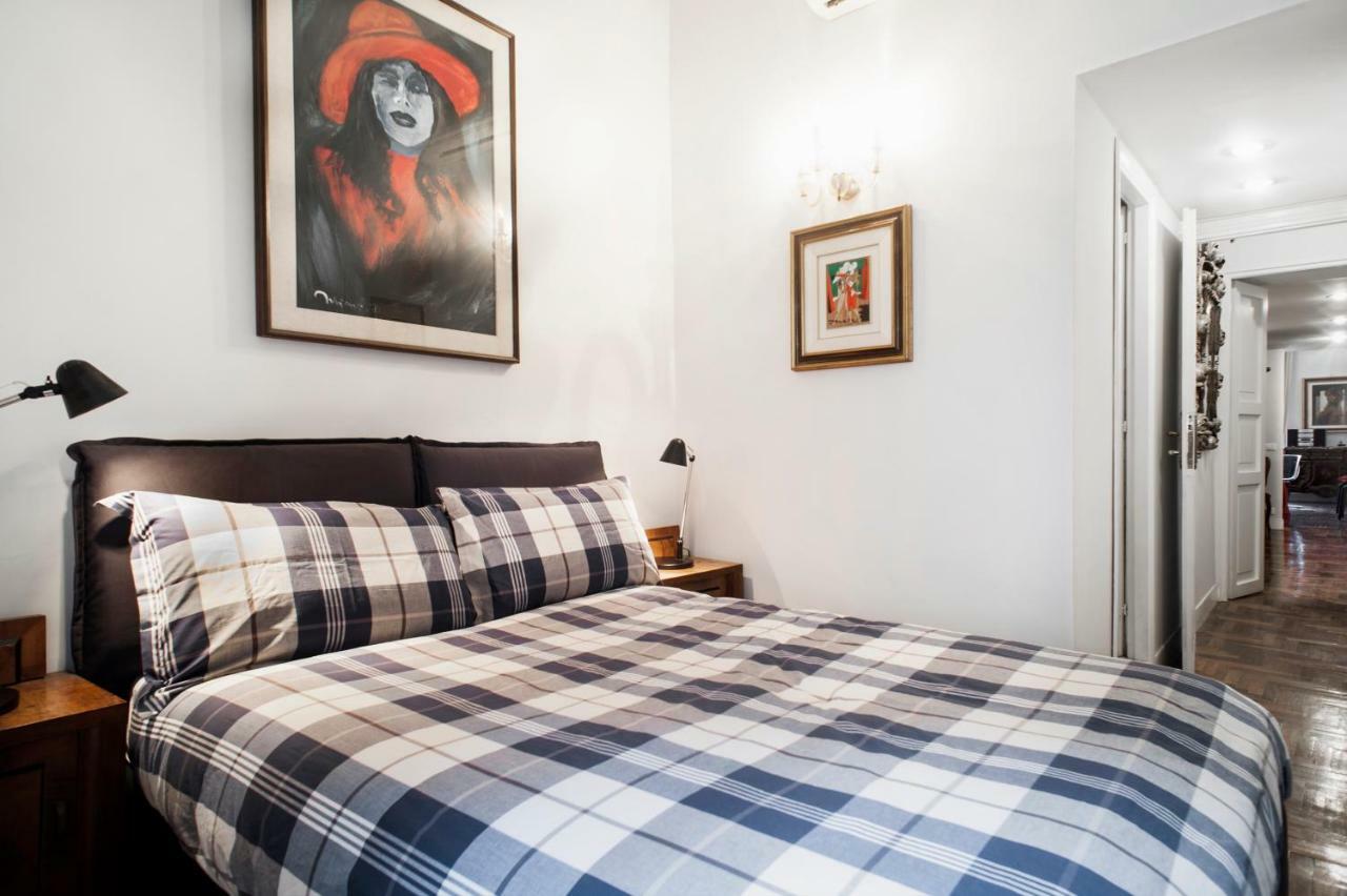 Santa Cecilia Apartment In Via Del Corso Róma Kültér fotó