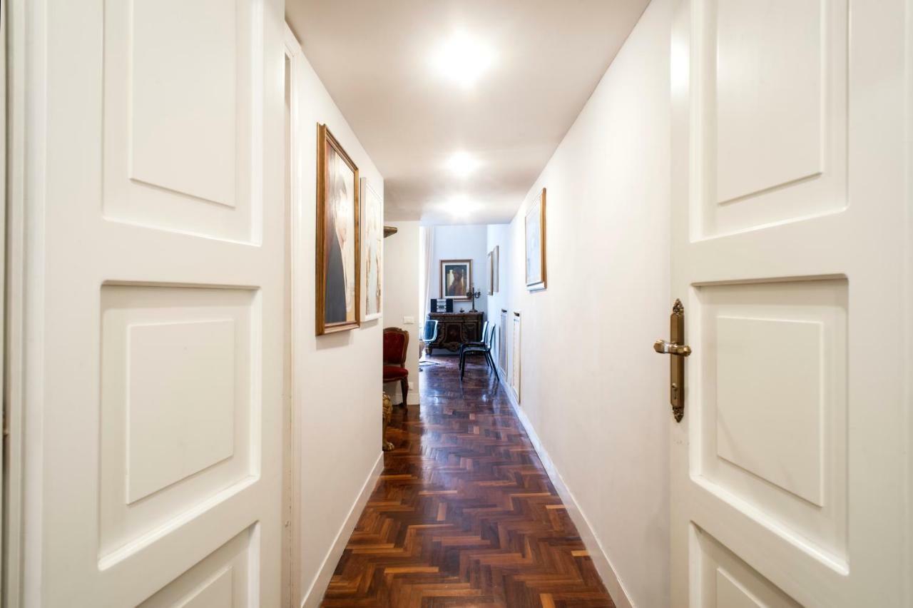 Santa Cecilia Apartment In Via Del Corso Róma Kültér fotó
